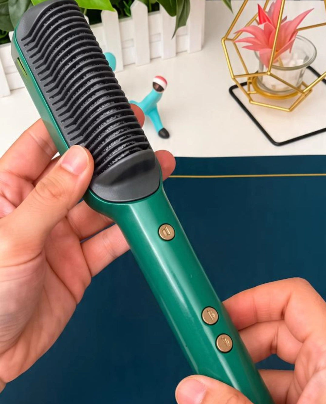 PEINE ALIZADOR DE CABELLO ANTI FRIZZ